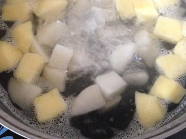 【三色水果饮】步骤3