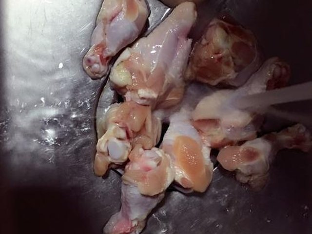 【奥尔良烤翅根】步骤1