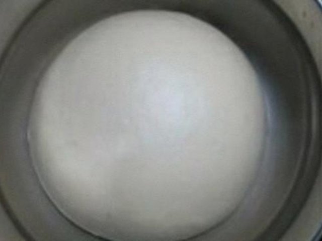 【自制香甜玫瑰花面包】步骤2