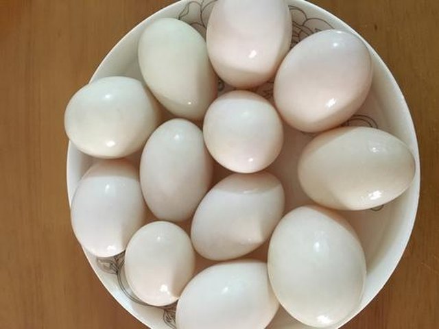【咸蛋黄蒸糯米肉】步骤1