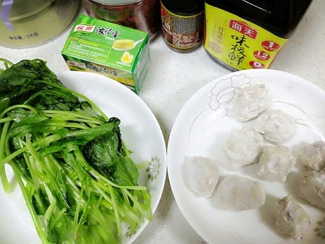 【菠菜鱼丸汤】步骤1