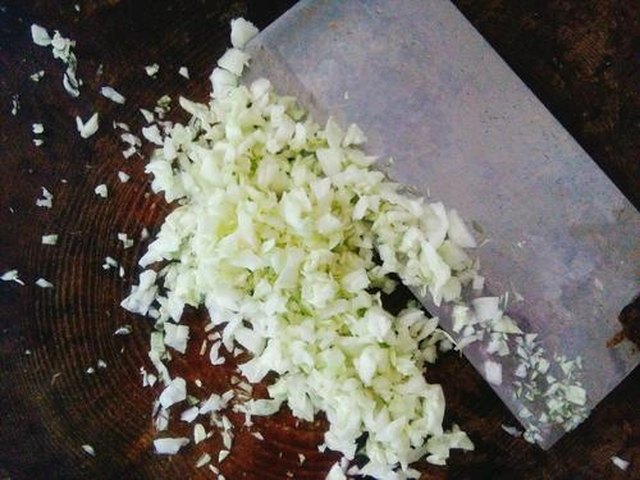 【卷心菜素馅蒸饺子】步骤3