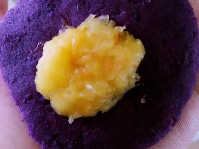 【椰蓉紫薯球】步骤3