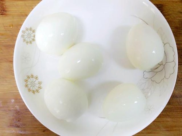 【啤酒煮鸡蛋】步骤4