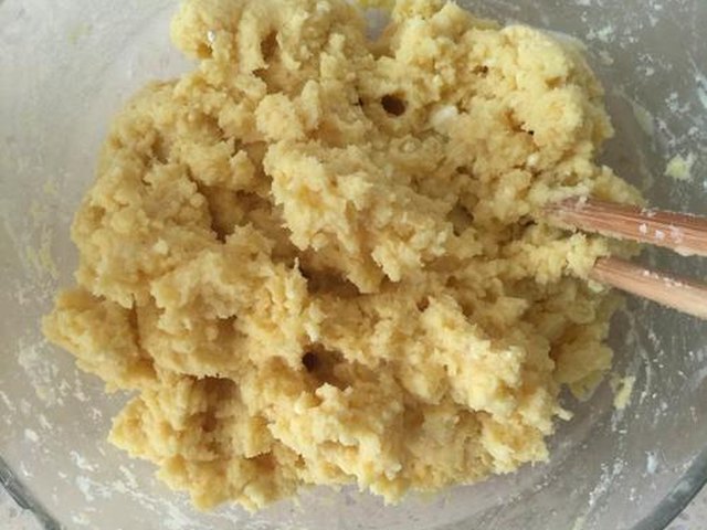 【玉米面饼】步骤1