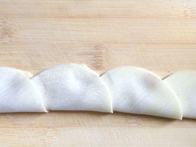 【番茄玫瑰花饺】步骤4