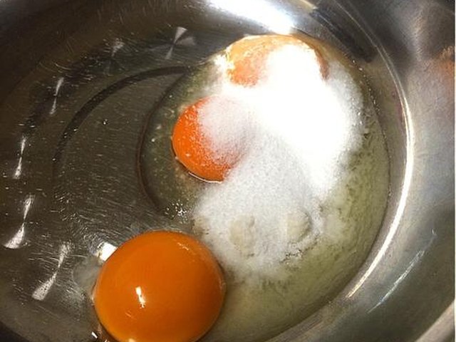 【蛋黄饼干】步骤2