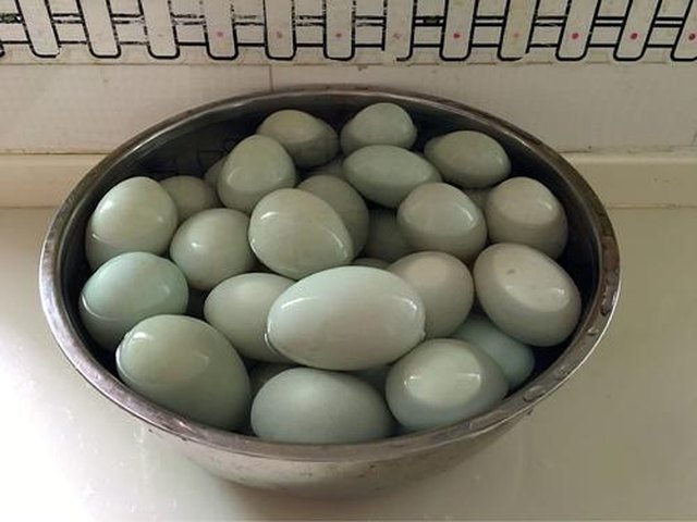 【腌制咸鸭蛋】步骤3