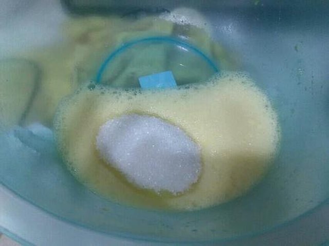 【自制烤葡萄蛋糕】步骤3