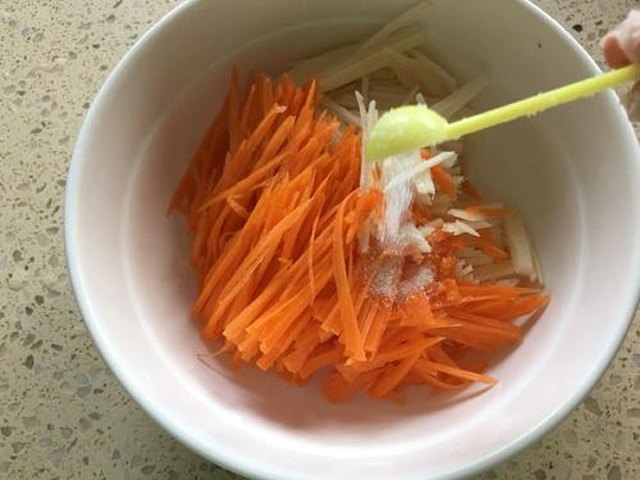 【菜丝煎饼】步骤2