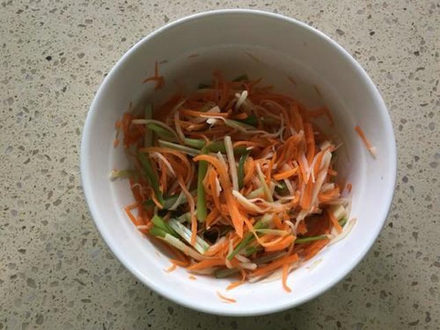 【菜丝煎饼】步骤3