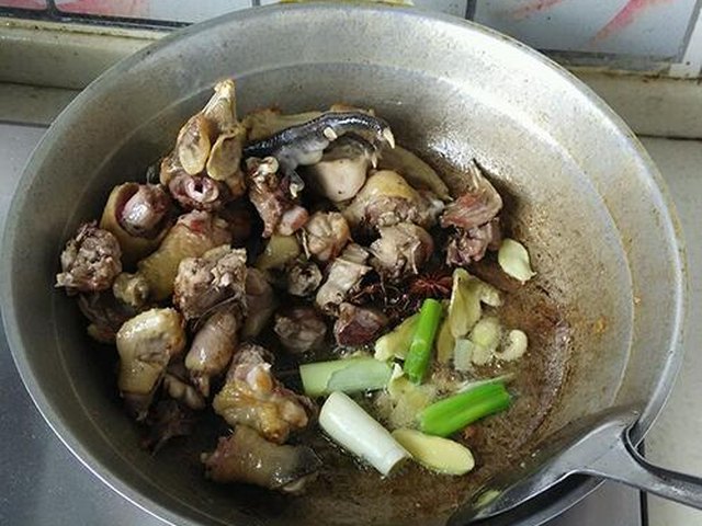 【家常炖鸡汤】步骤4