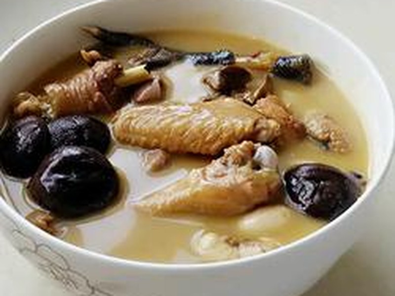 家常炖鸡汤