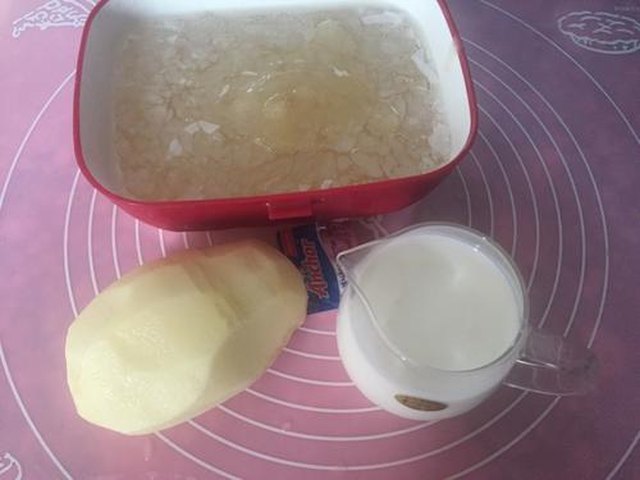 【鸡汁土豆泥】步骤1