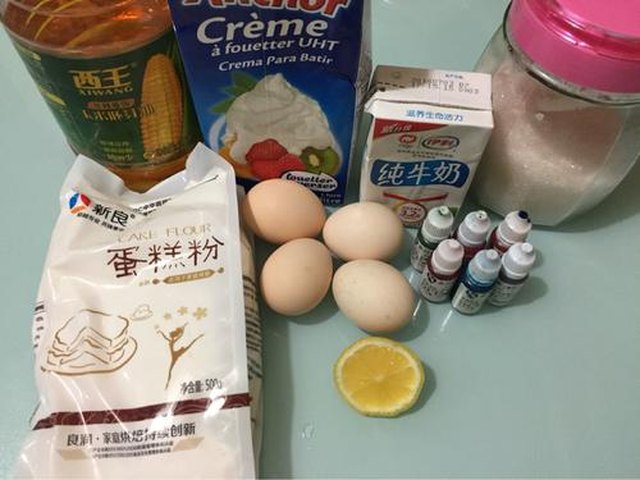 【彩虹蛋糕卷】步骤1