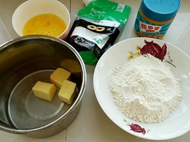 【花生奶油饼干——迷你版】步骤1