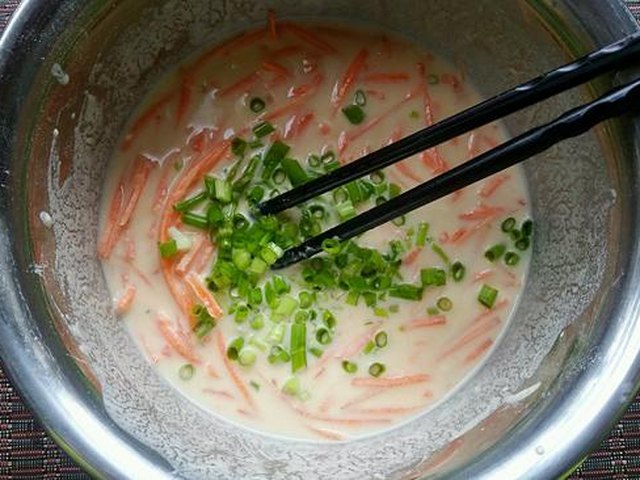 【红萝卜玉米面饼】步骤4