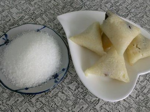 【拔丝粽子】步骤2