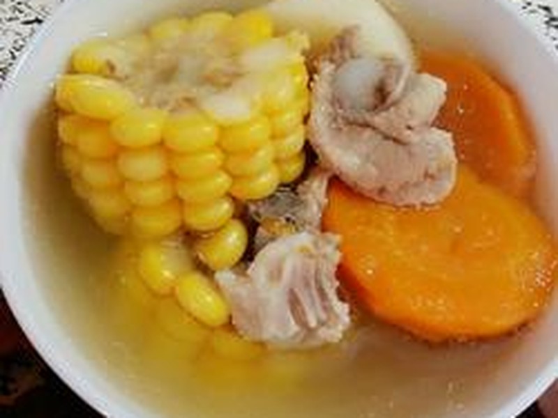 玉米胡萝卜马蹄排骨汤