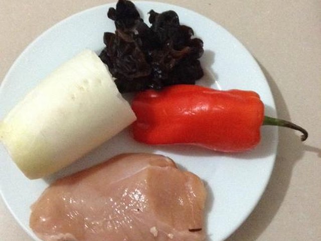 【萝卜鸡肉卷】步骤1