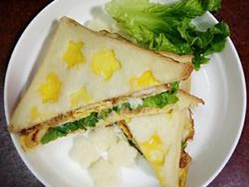 煎鸡蛋吐司