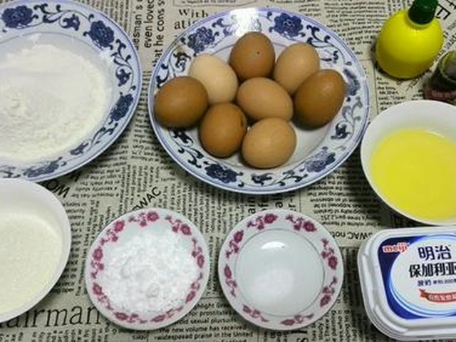 【鸡蛋布丁蛋糕8寸方模】步骤1