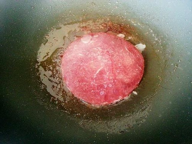 【生菜牛肉鸡蛋卷】步骤2