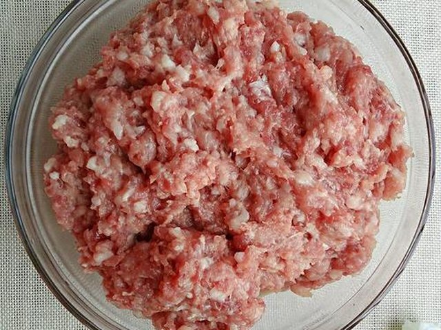 【胡萝卜元宝饺】步骤2