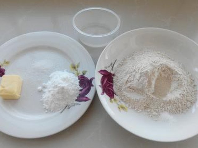 【全麦苏打饼干】步骤1