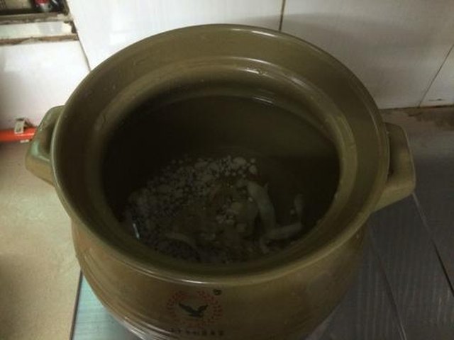 【美白养肤汤】步骤3