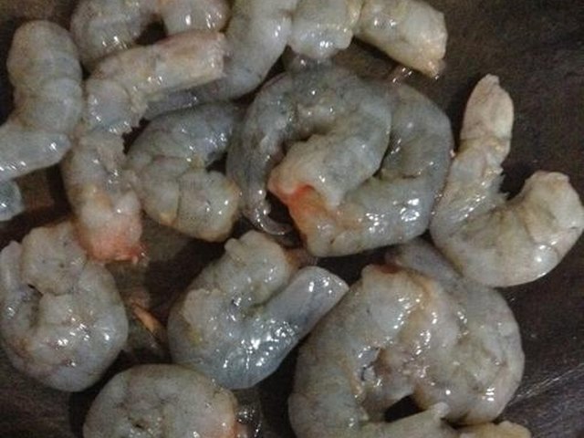 【鲜虾土豆丸】步骤2