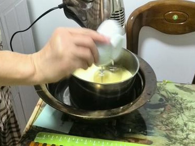 【法式全蛋海绵蛋糕】步骤4