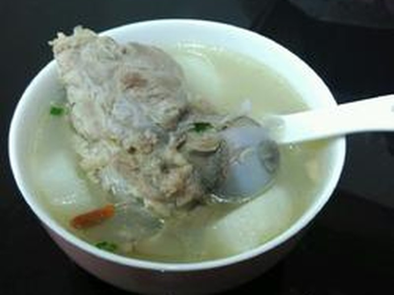 山药筒骨汤