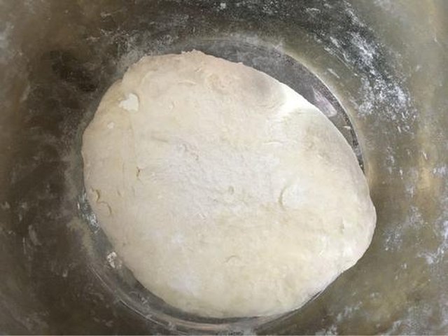【葱油饼】步骤1