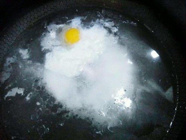 【桂花酒酿水潽蛋】步骤3