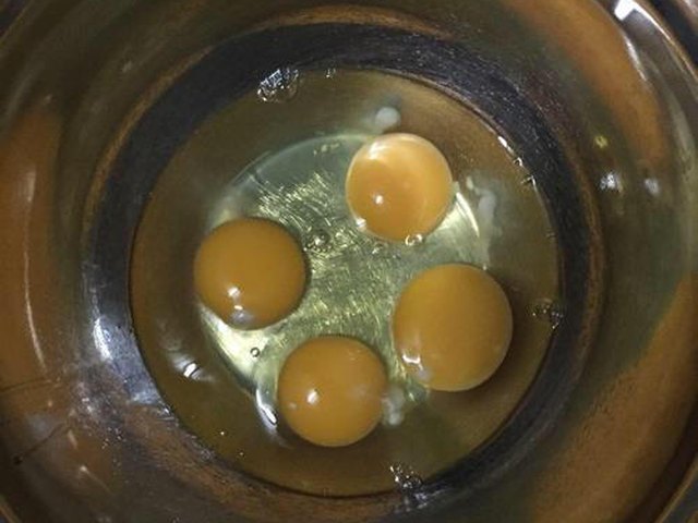 【纸杯葡萄干蛋糕】步骤2