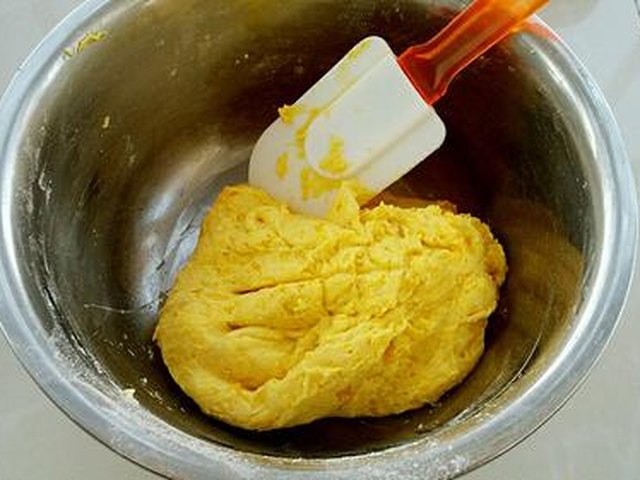 【炼乳香甜南瓜饼】步骤4