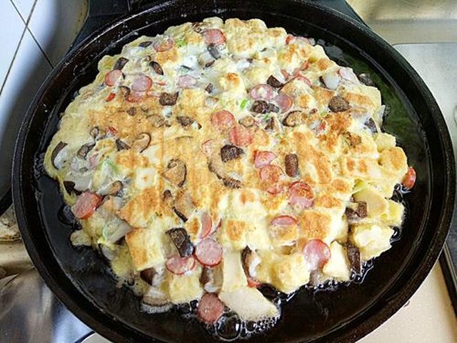 【馒头丁鸡蛋饼】步骤4