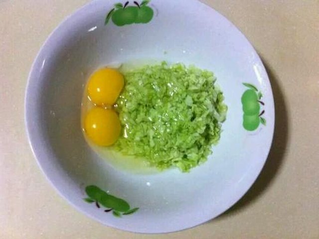 【蓝莓酱卷心菜饼】步骤3