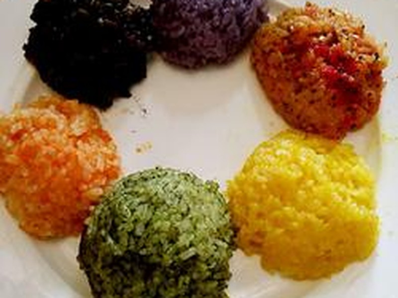 彩色糯米饭