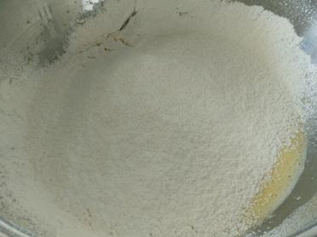 【玛德琳蛋糕】步骤4