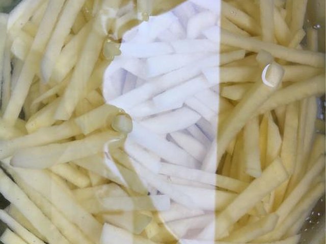 【炸薯条】步骤2