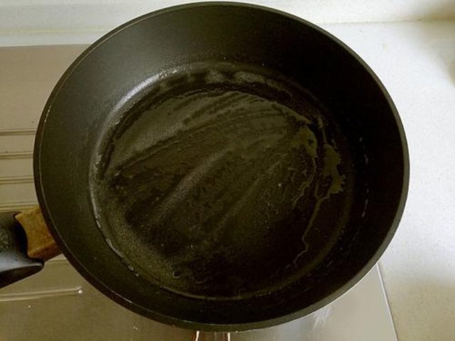 【椒盐发面饼】步骤2