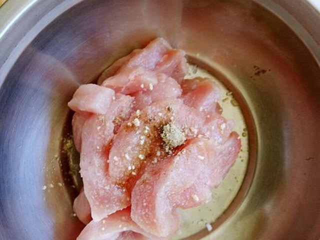 【干炸肉段】步骤3