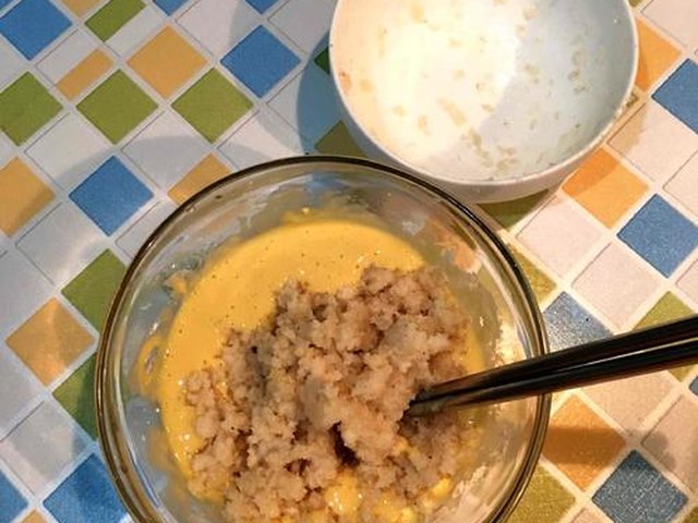 【豆渣鸡蛋饼】步骤4