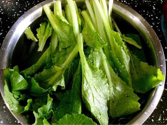 【香菇青菜素锅贴】步骤4