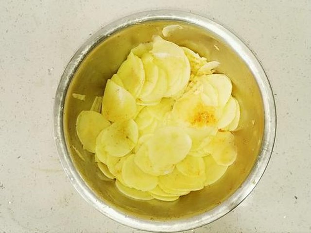 【自制薯片】步骤3