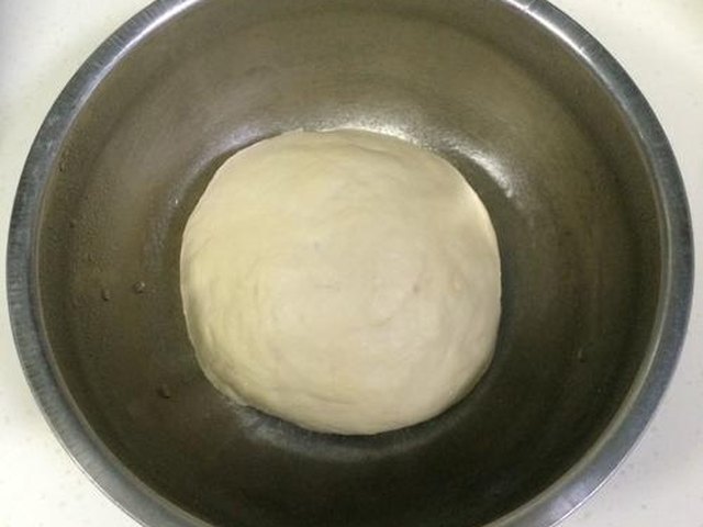 【葡萄干小面包卷（中种）】步骤1