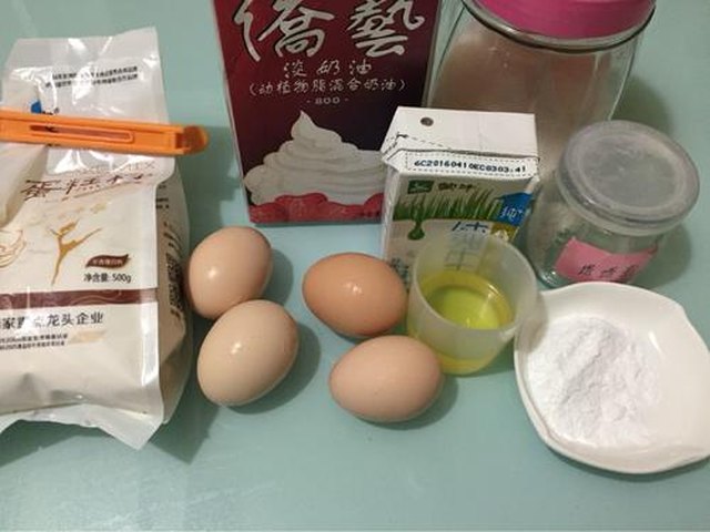 【奶油蛋糕卷】步骤1