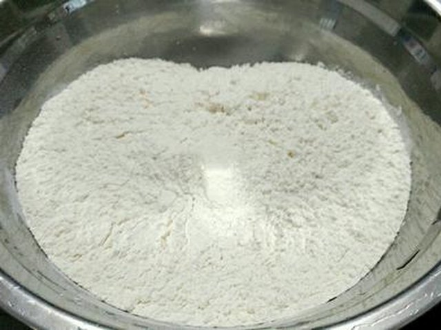【香菇笋丁肉馅饼】步骤1